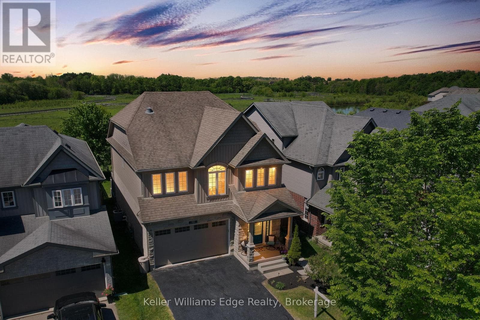 56 SMITH'S CREEK DRIVE — photo 1