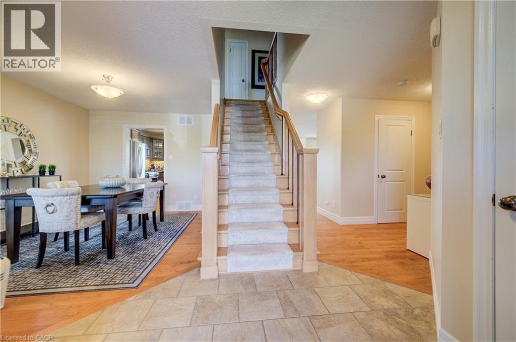 135 GERBER MEADOWS Drive — photo 3
