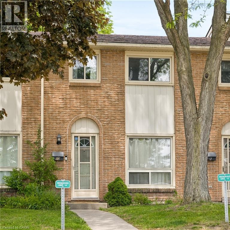 165 GREEN VALLEY Drive Unit# 13 — photo 2