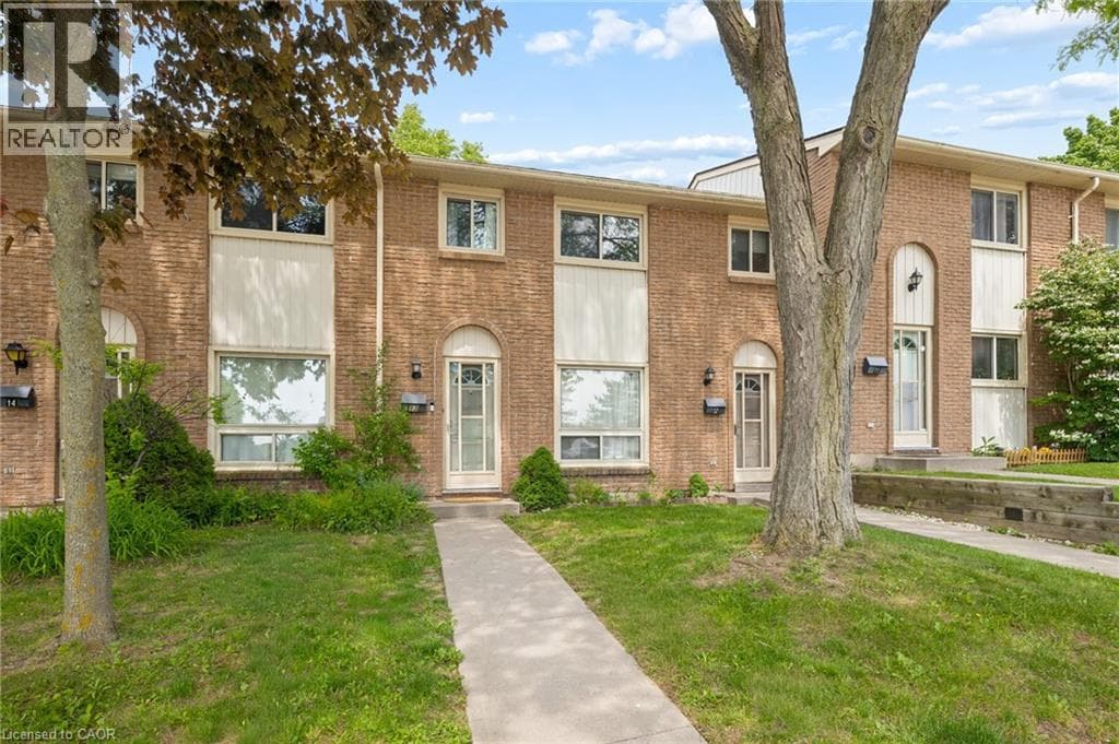 165 GREEN VALLEY Drive Unit# 13 — photo 3