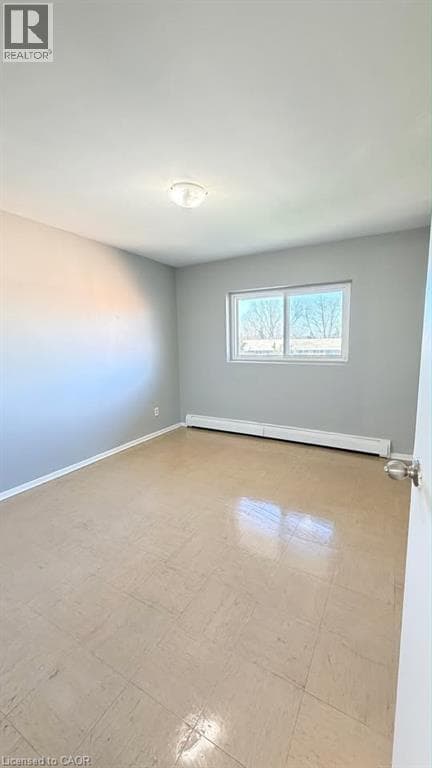 12 BRANT Avenue Unit# 15 — photo 2