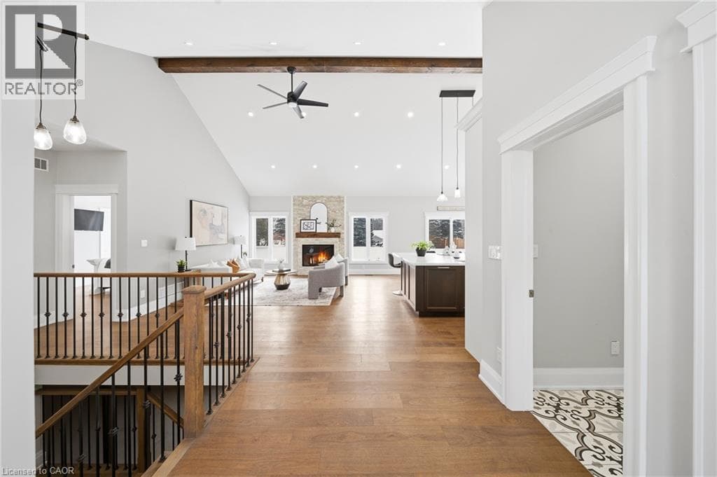 75 ROBINSON Road — photo 3