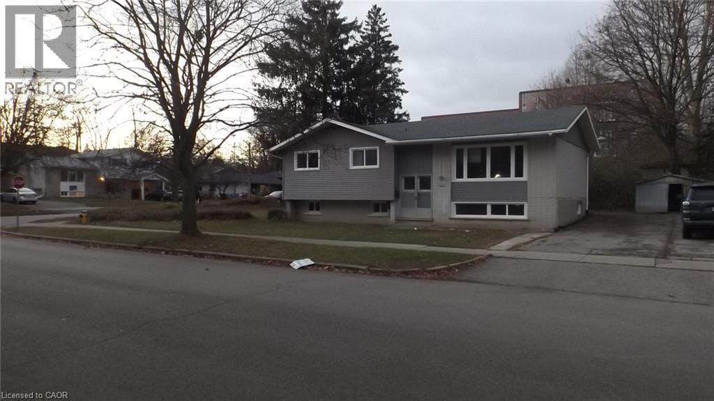 68 AUSTIN Drive — photo 1