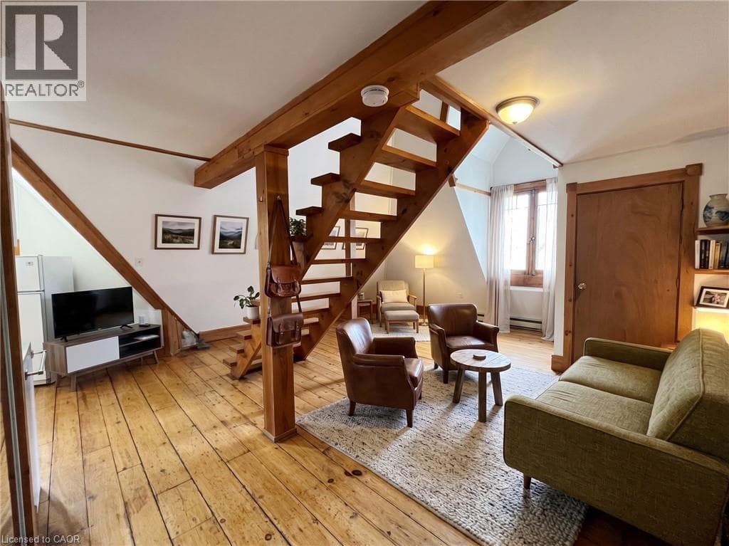 130 BROWN Street Unit# 6 — photo 3