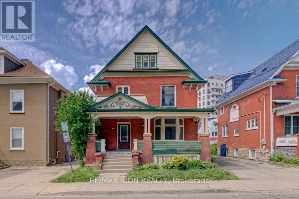 59 IRVIN STREET — photo 1