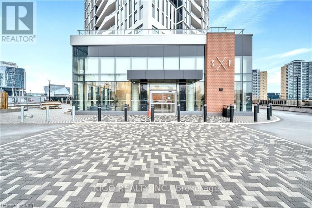 1110 - 25 WELLINGTON STREET — photo 2