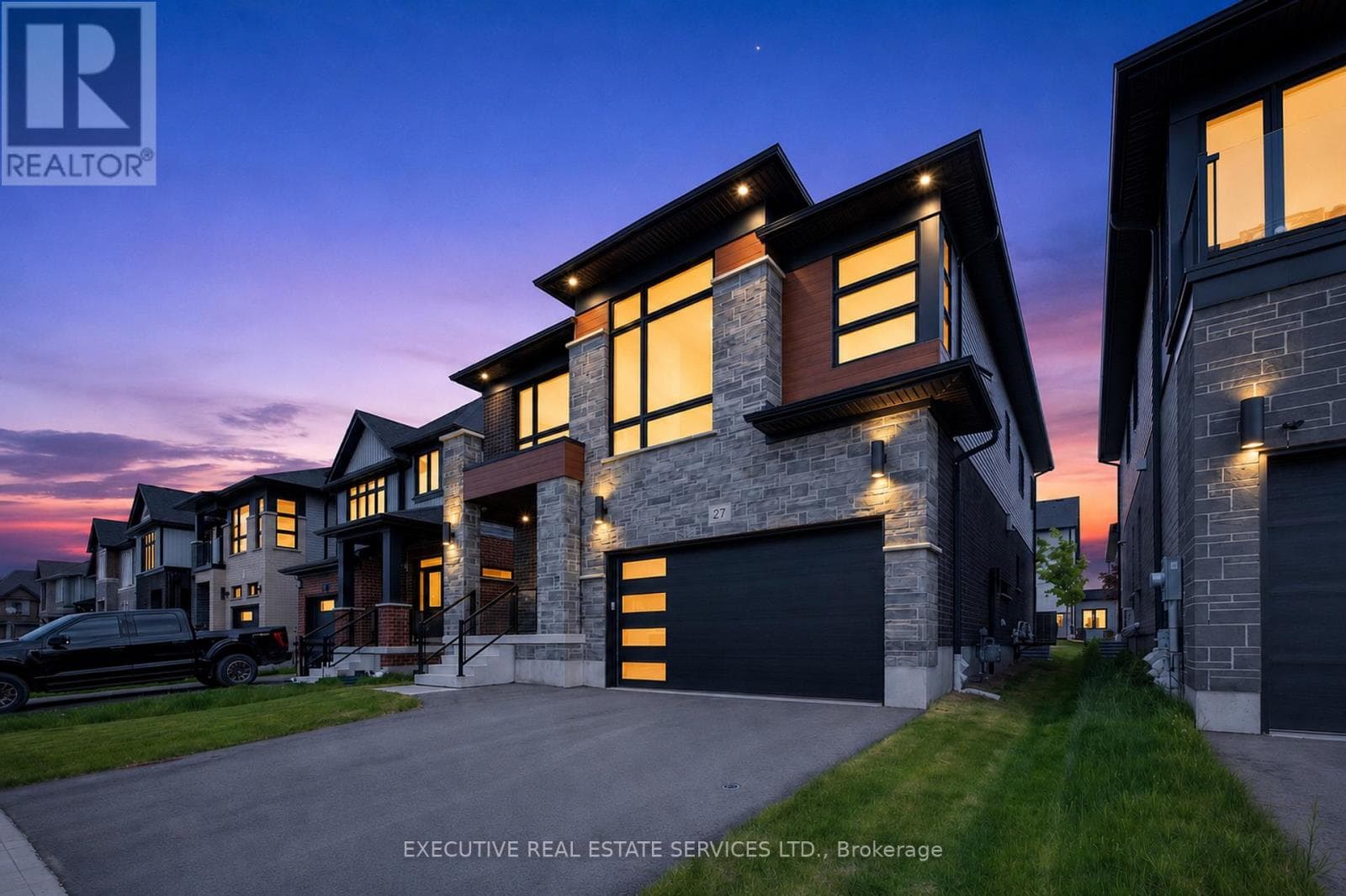 27 JACOB DETWEILLER DRIVE — photo 3