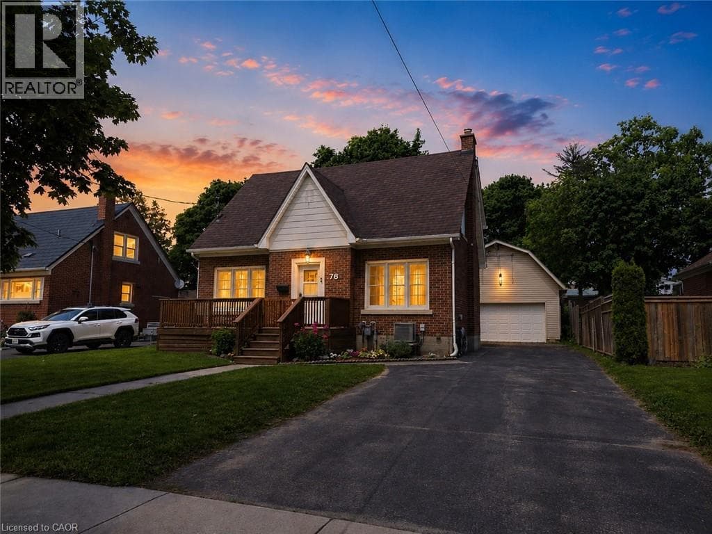 76 BRENTWOOD Avenue — photo 1