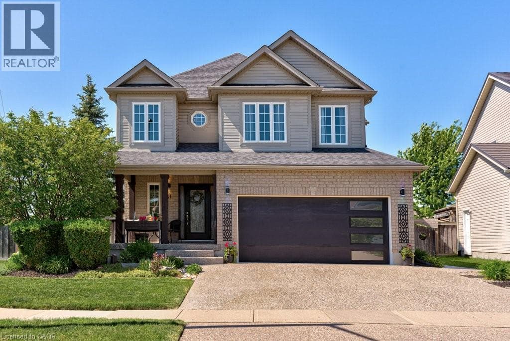 61 DITNER Avenue — photo 1