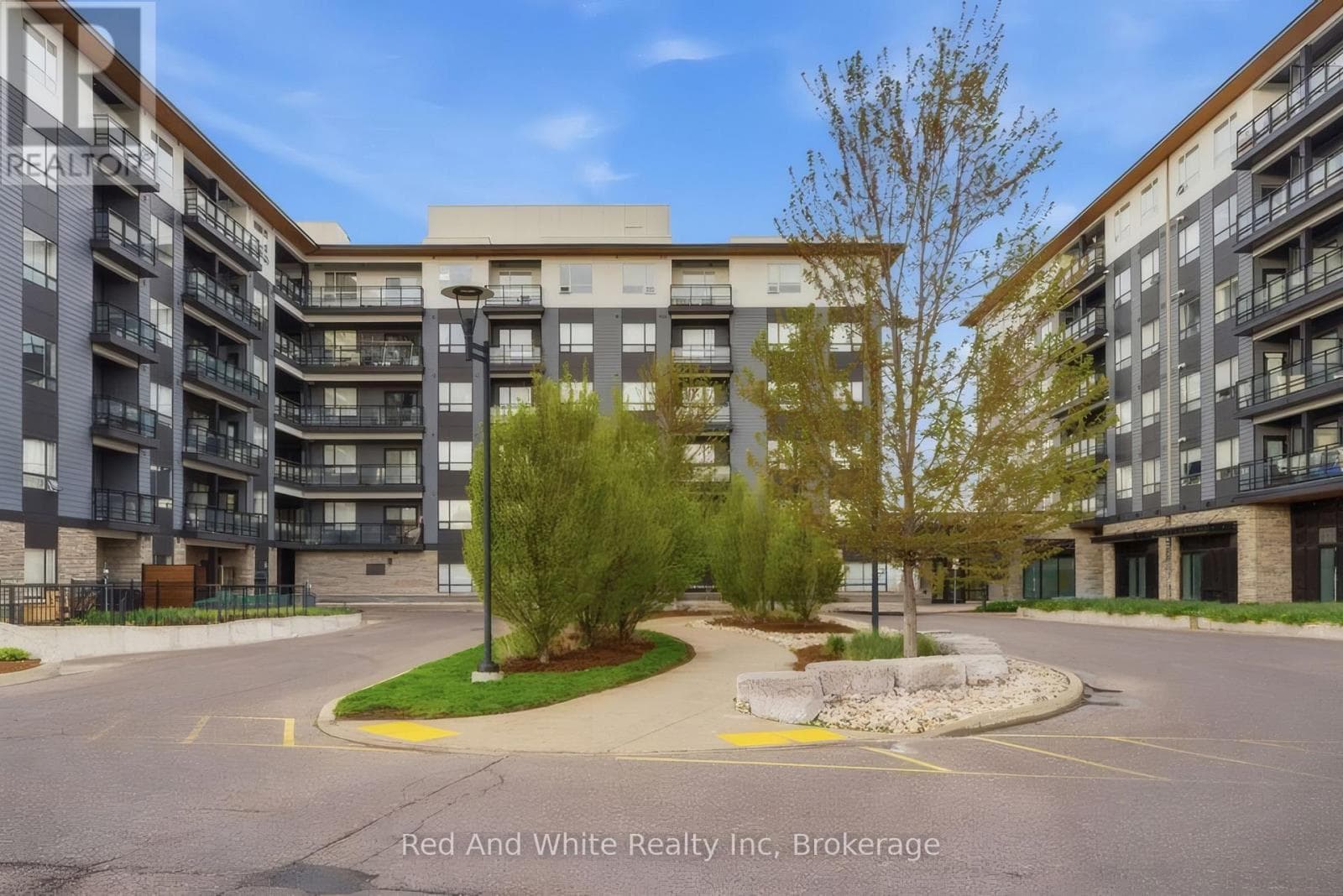 312 - 251 NORTHFIELD DRIVE E — photo 2
