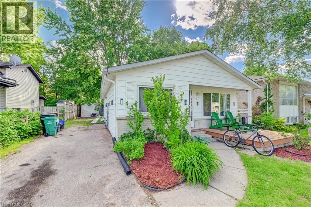 53 HELENE Crescent — photo 3