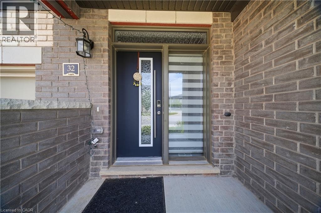 166 DEERPATH Drive Unit# 32 — photo 2