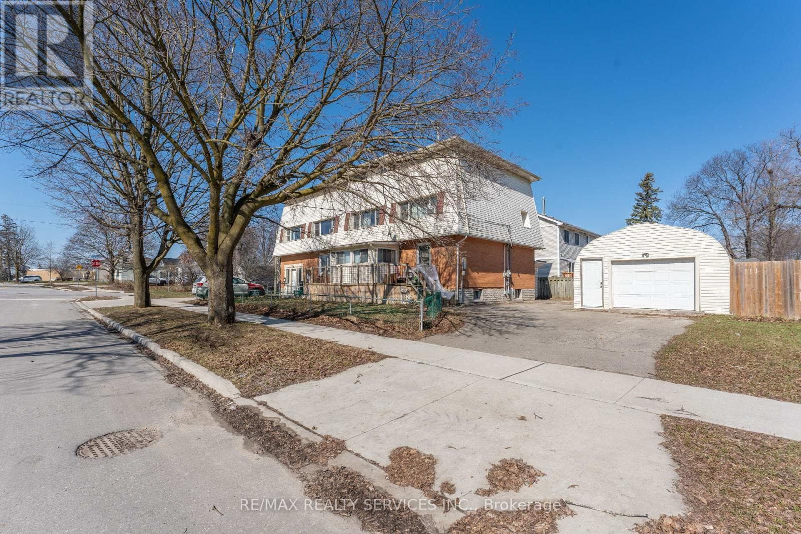 72 FLORENCE AVENUE — photo 2