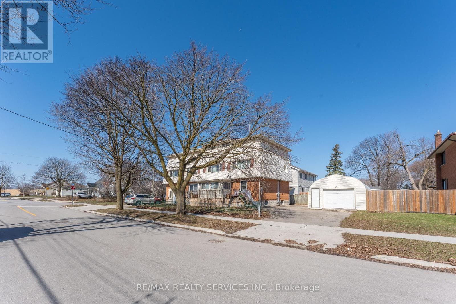 72 FLORENCE AVENUE — photo 3
