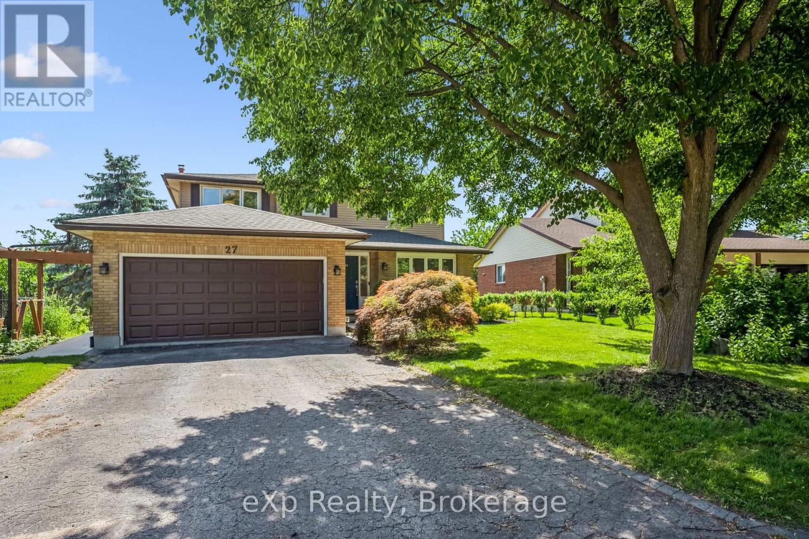 27 NOTCHWOOD COURT — photo 2