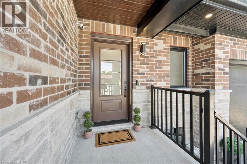63 PLYMOUTH Road — photo 3