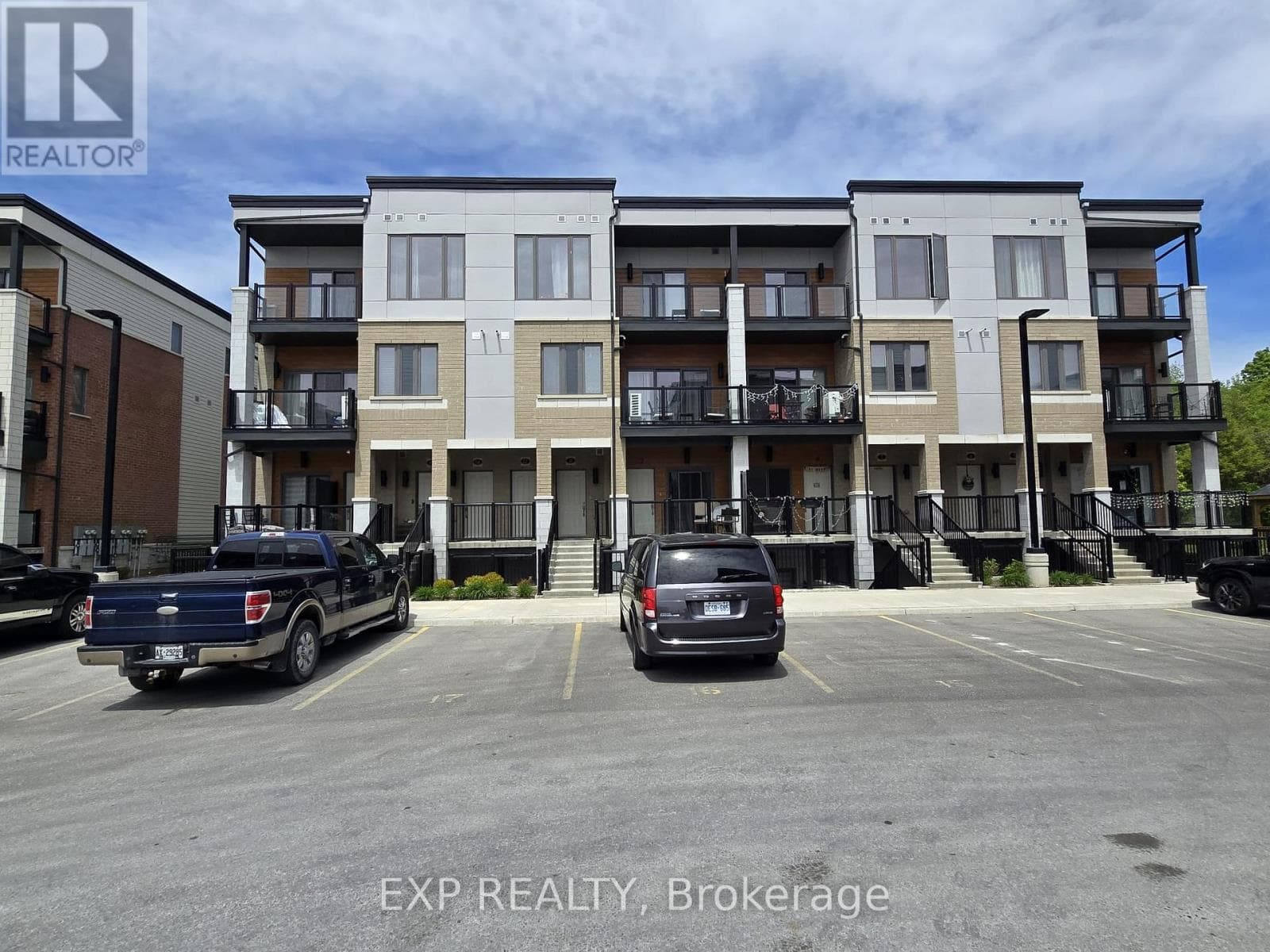 13 - 25 ISHERWOOD AVENUE — photo 1