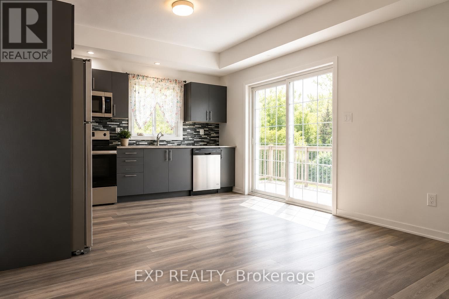40 - 205 WEST OAK TRAIL — photo 3
