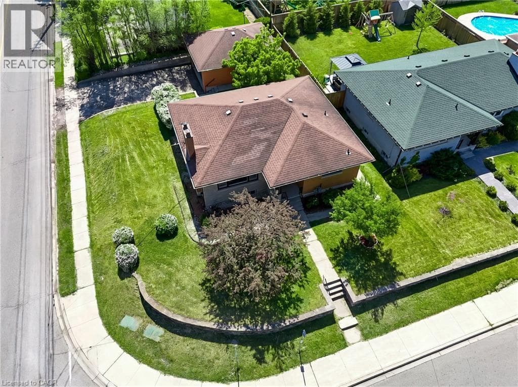 2 WESTMOUNT Road — photo 2