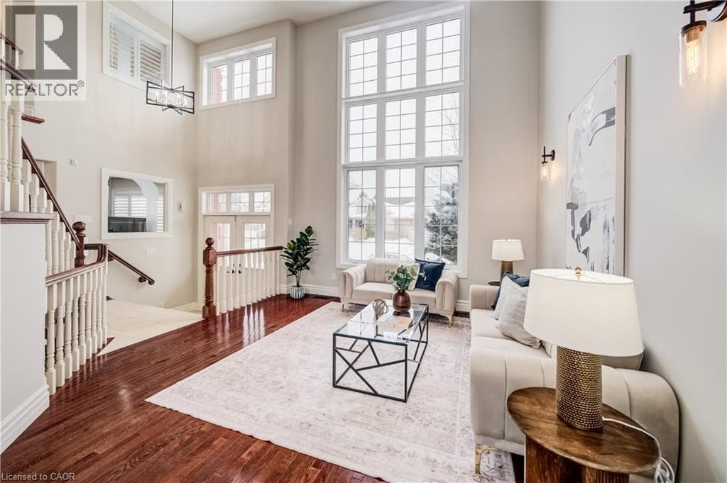 38 DEER RIDGE Crescent — photo 3