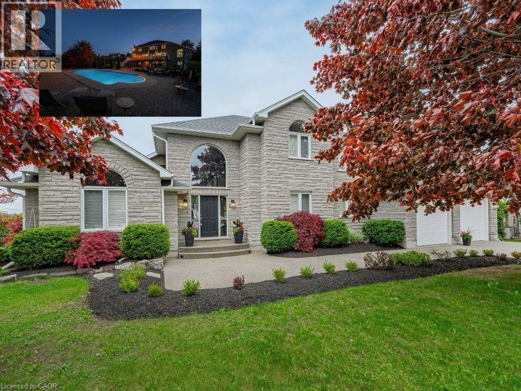 1 BROWN Avenue — photo 1