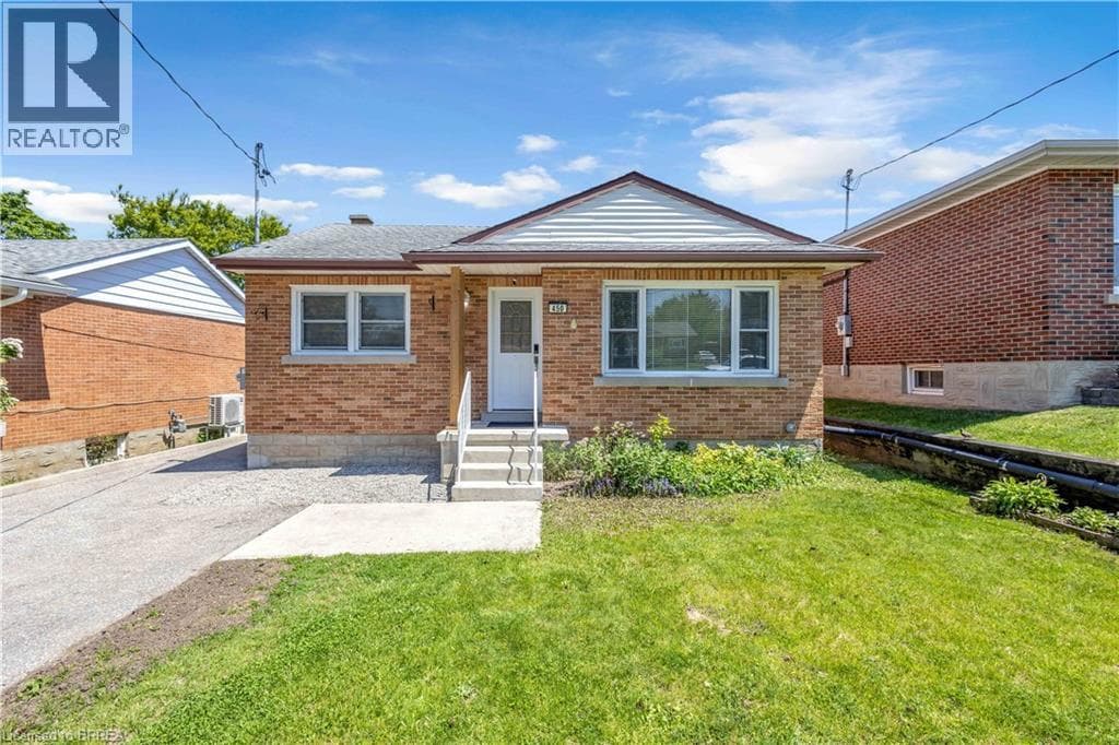 450 HIGHLAND Road E — photo 1