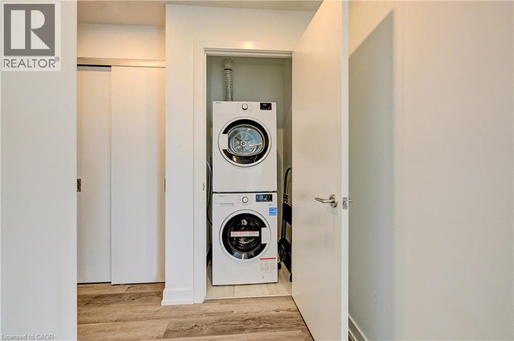 15 WELLINGTON Street Unit# 2802 — photo 3