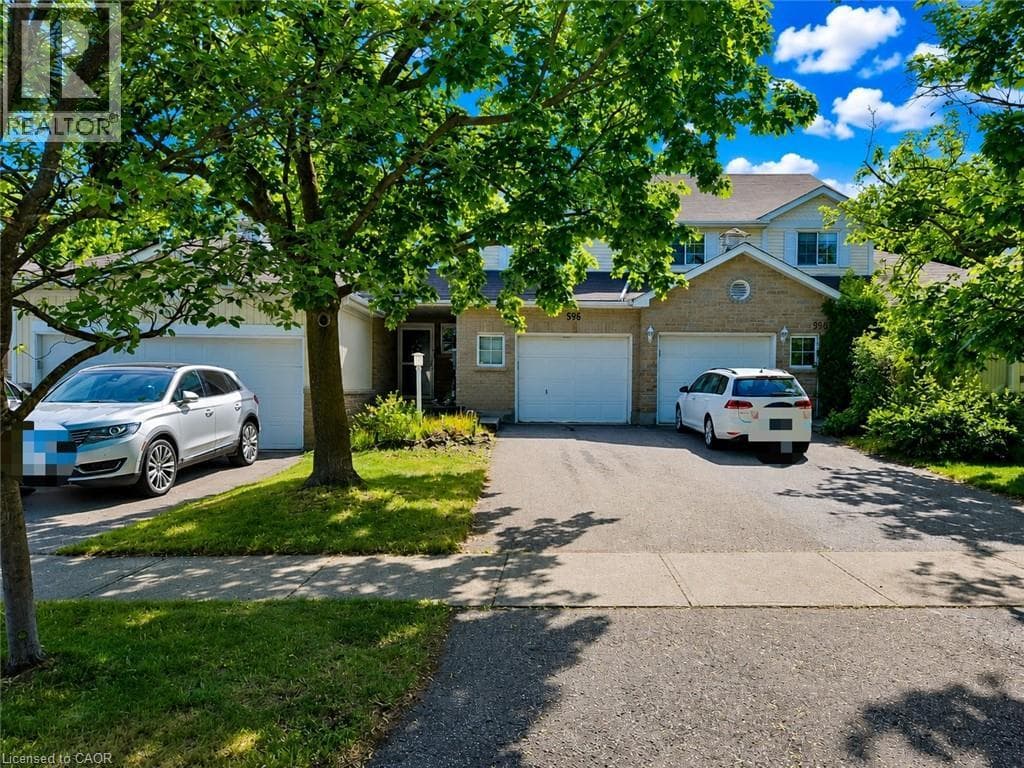 596 SPINNAKER Crescent — photo 2