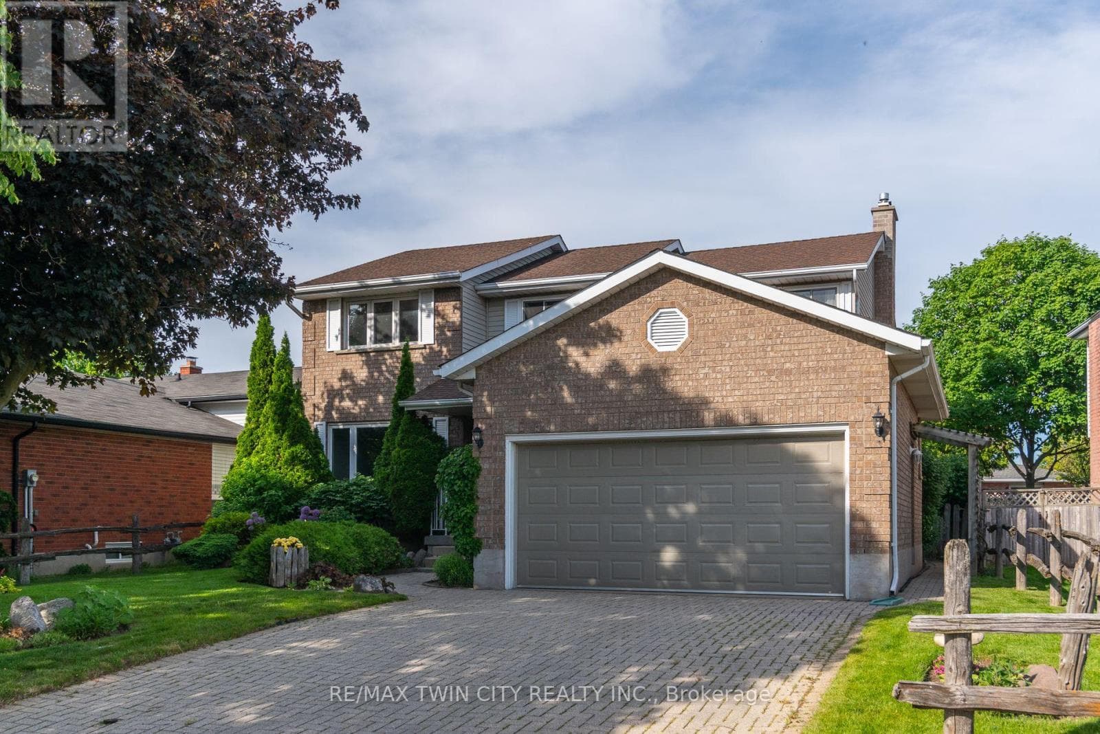 691 WESTHEIGHTS DRIVE — photo 3