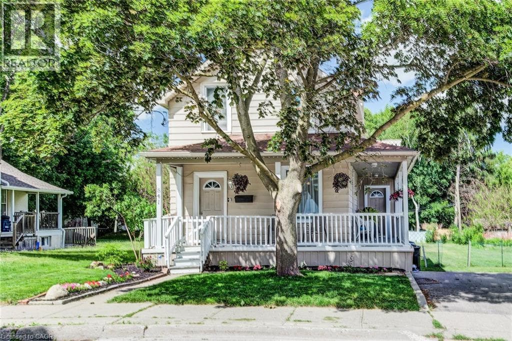 841 DUKE Street — photo 2