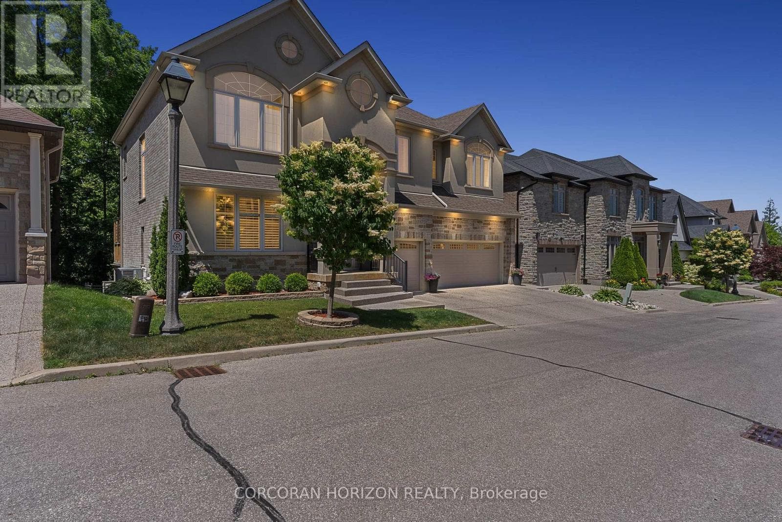 8 - 258 EDGEWATER CRESCENT — photo 2