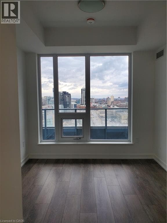15 WELLINGTON Street Unit# 1504 — photo 3
