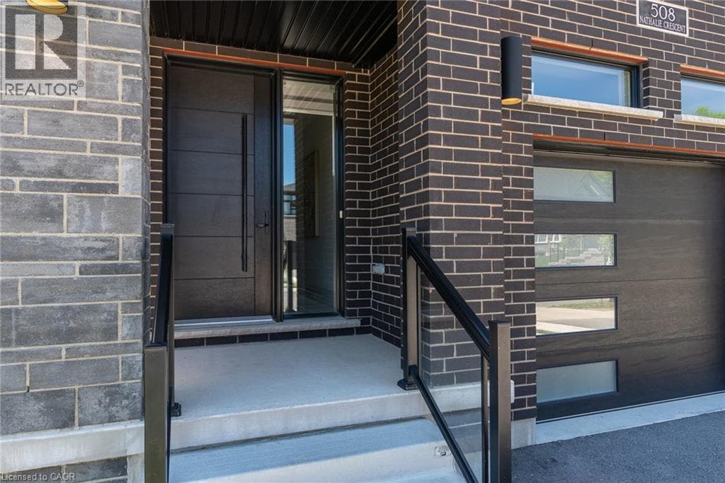 508 NATHALIE Crescent — photo 2