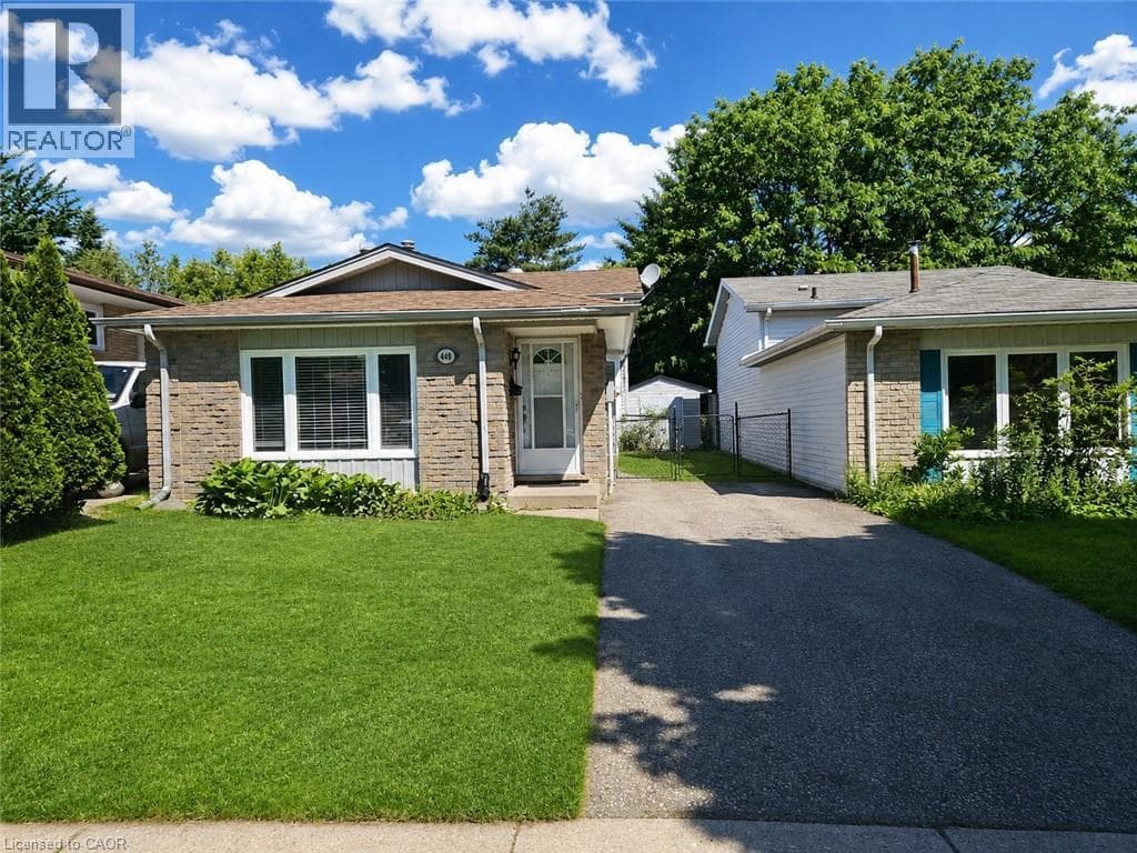 448 DRUMMERHILL Crescent — photo 1