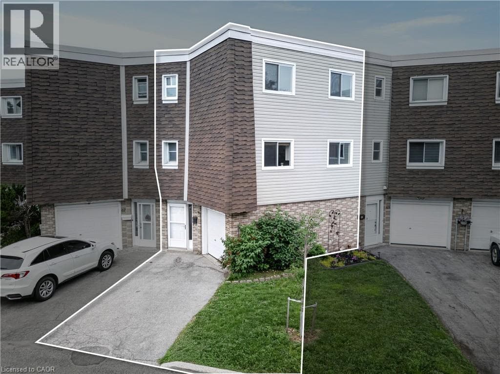 60 ELMSDALE Drive Unit# 66 — photo 2