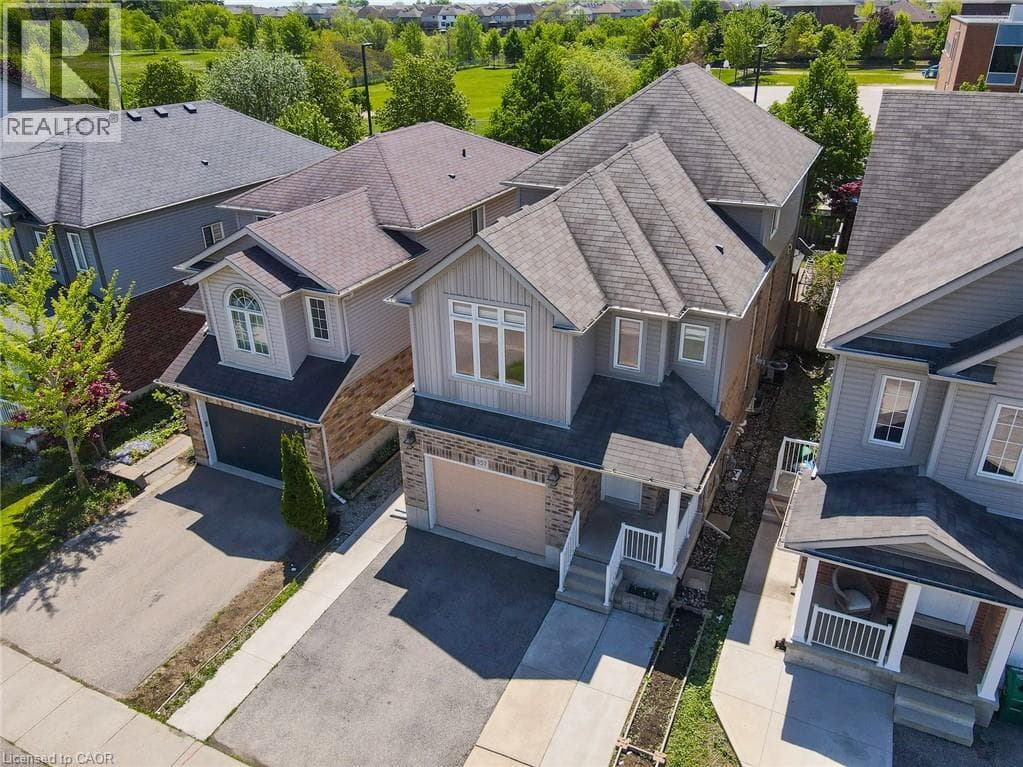 357 PARKVALE Drive — photo 3