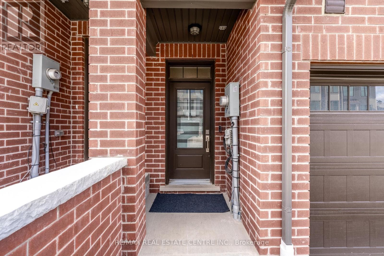 10 BIRMINGHAM DRIVE — photo 3