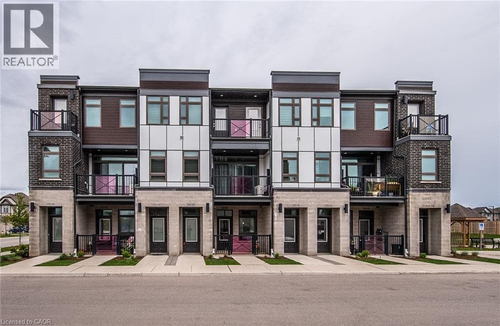 155 THOMAS SLEE Drive Unit# 1D — photo 1