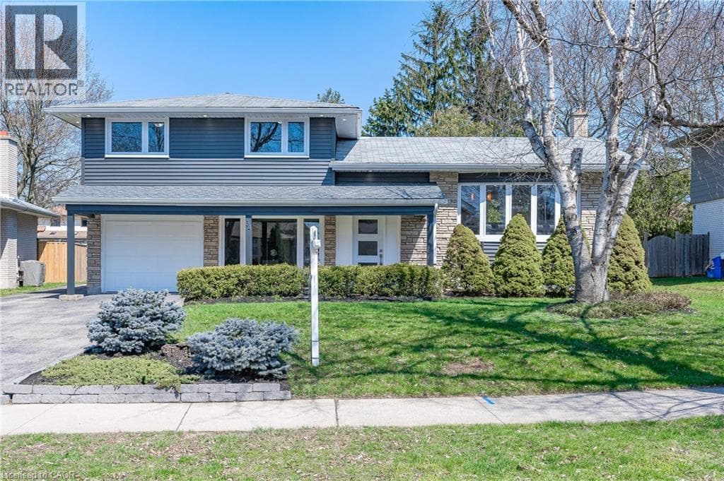 34 BRADLEY Drive — photo 1