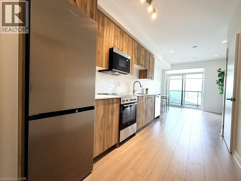 25 WELLINGTON Street S Unit# 705 — photo 3