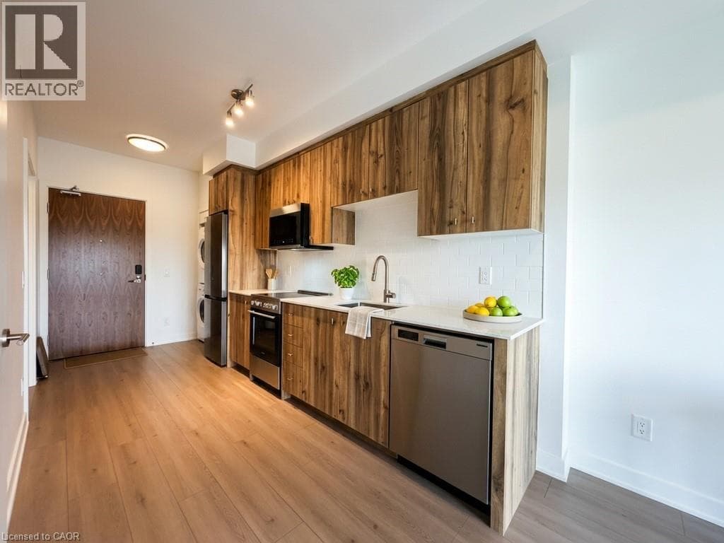 25 WELLINGTON Street S Unit# 705 — photo 2