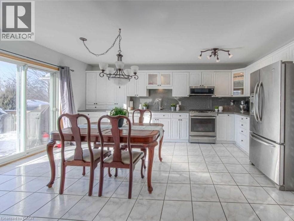 389 GREENBRIER Road Unit# main — photo 3