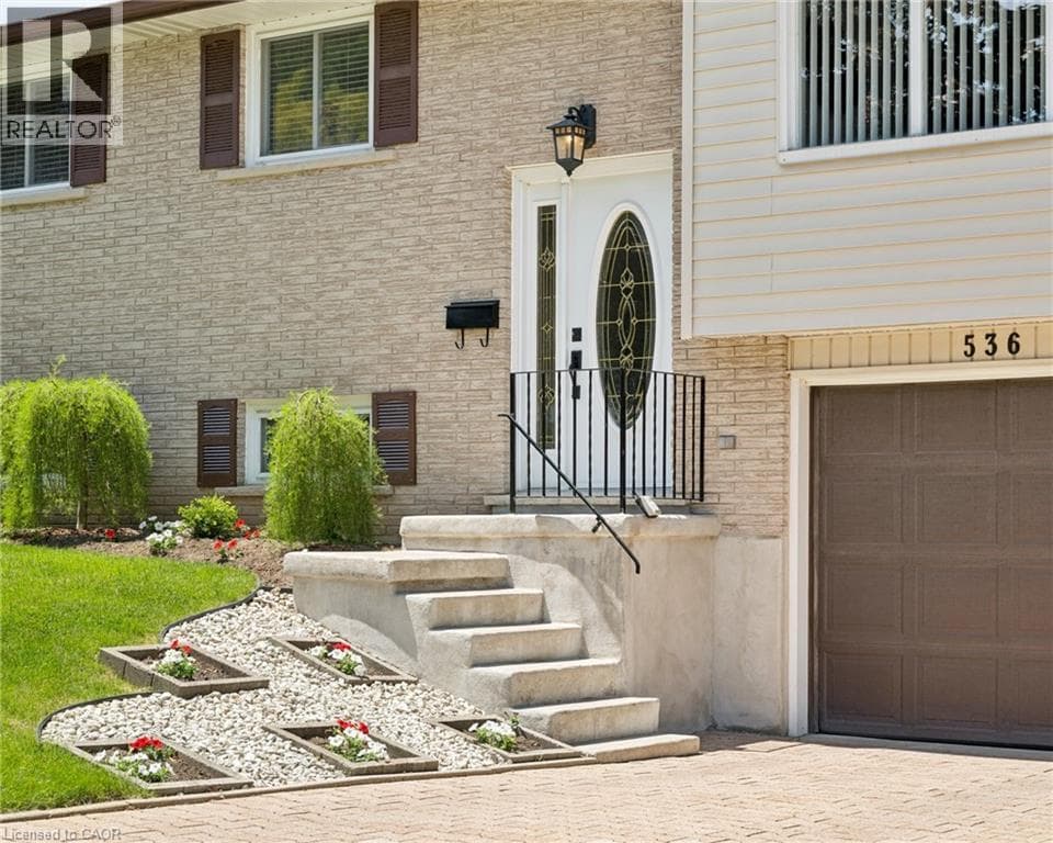 536 PIONEER Drive — photo 3