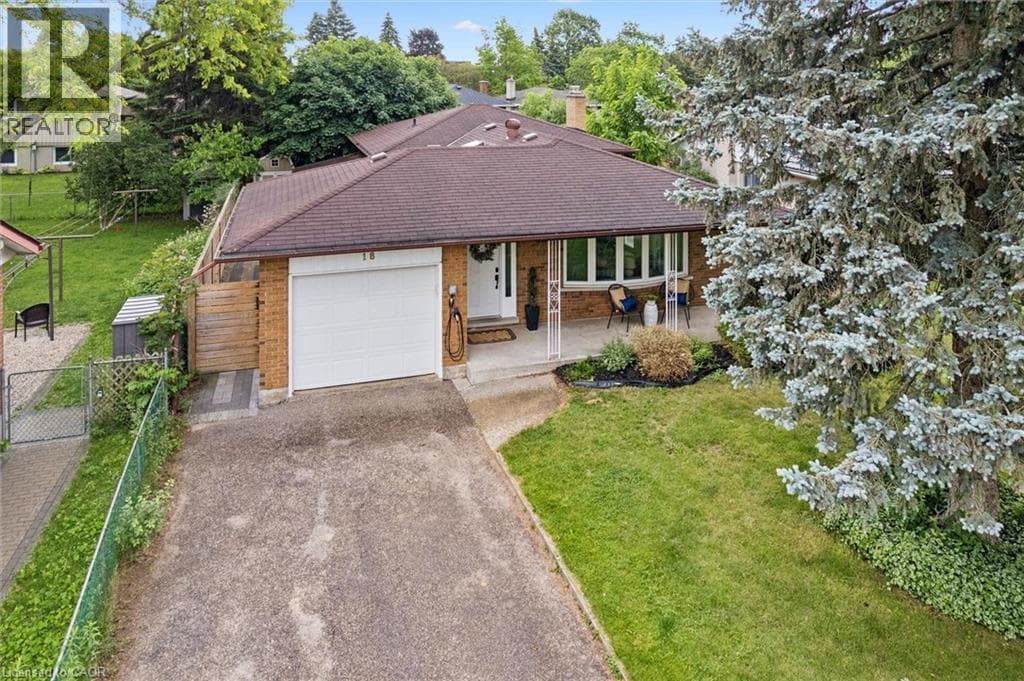 18 JASPER Court — photo 2