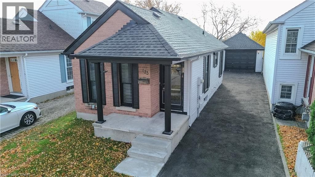 133 WAKE ROBIN Drive — photo 2