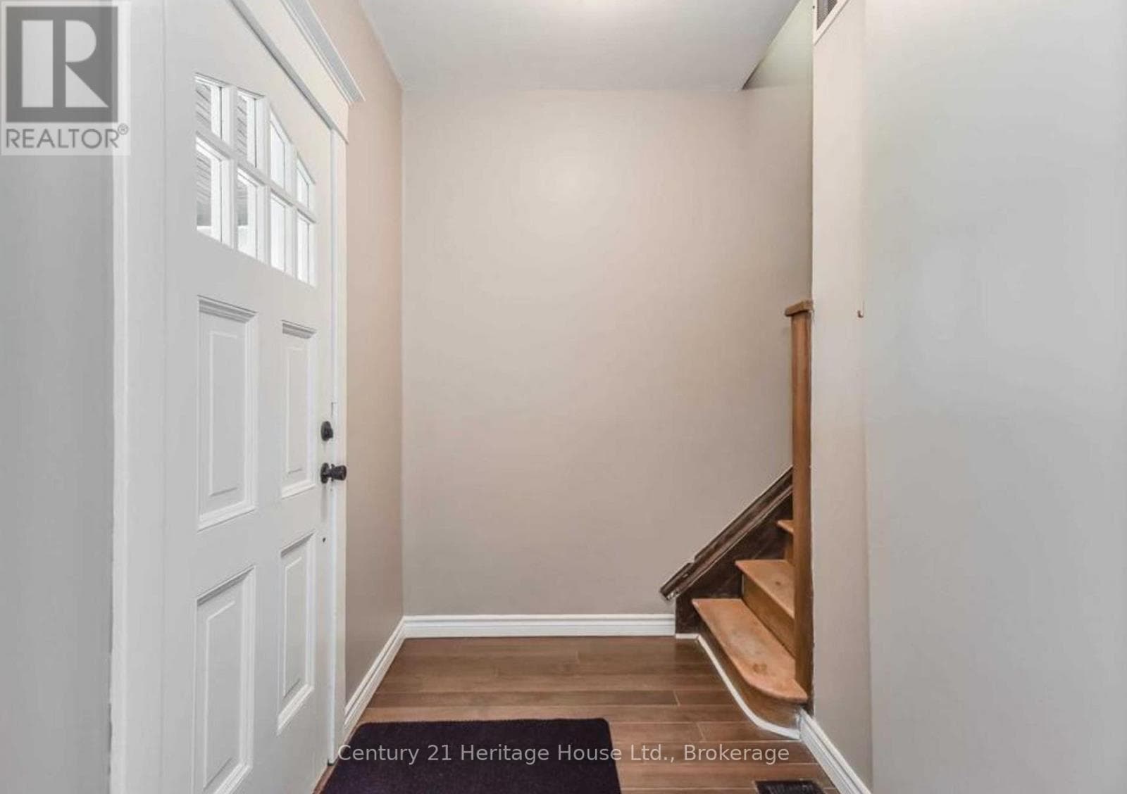 153 ST ANDREWS STREET — photo 2