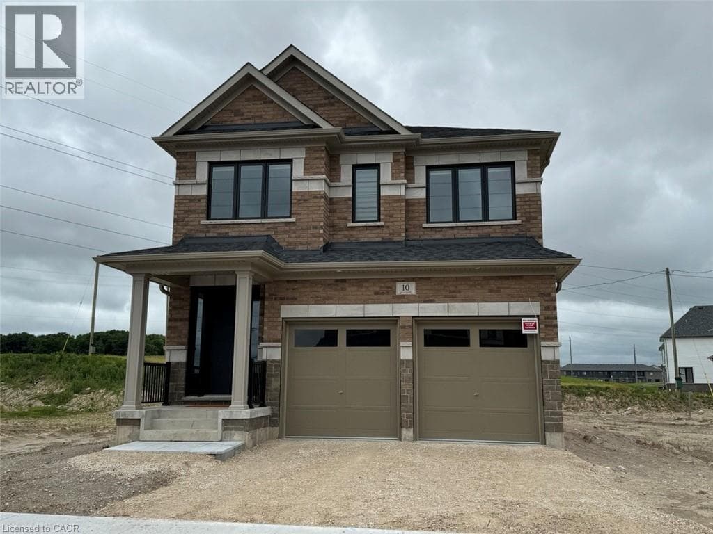 10 GUERNSEY Drive Unit# Upper — photo 1