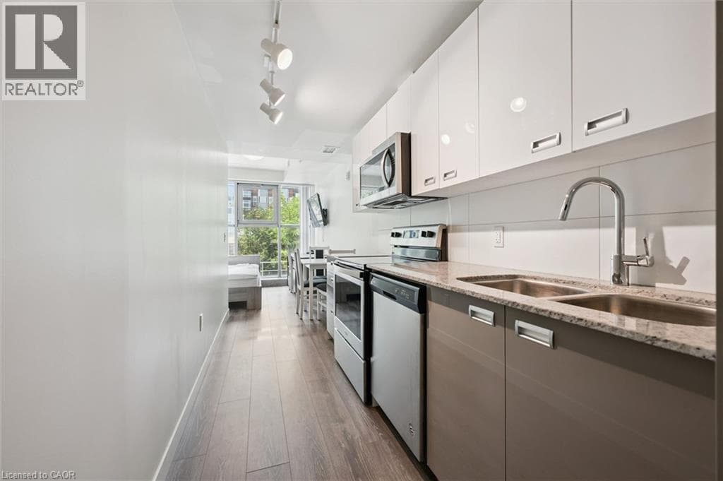 257 HEMLOCK Street Unit# 215 — photo 1