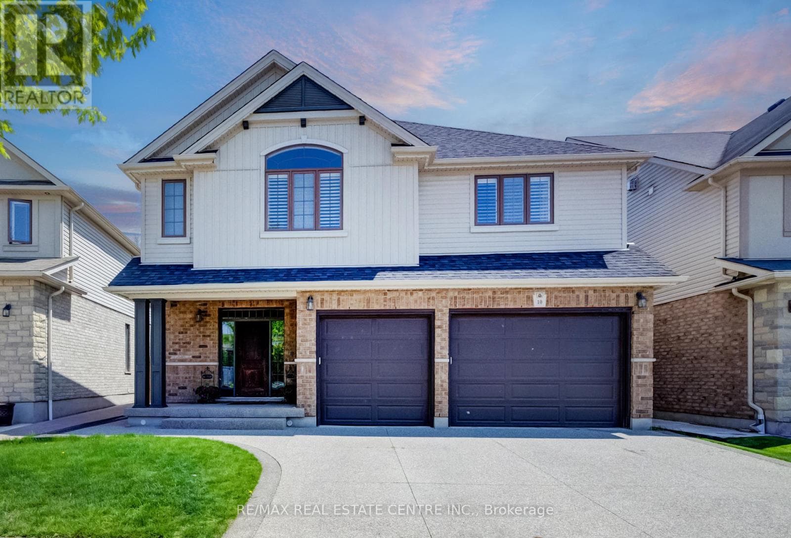 10 DEER CREEK STREET — photo 1