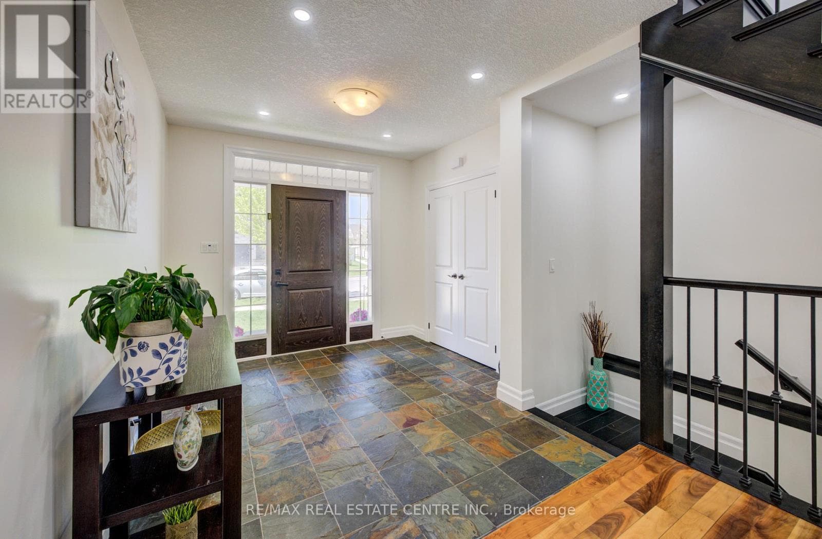 10 DEER CREEK STREET — photo 3